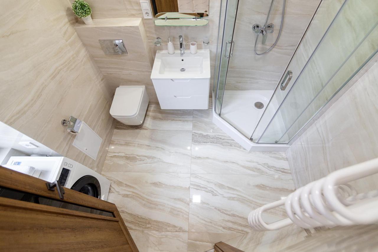 Alfa Apartments Svobody 39 Lviv Dış mekan fotoğraf